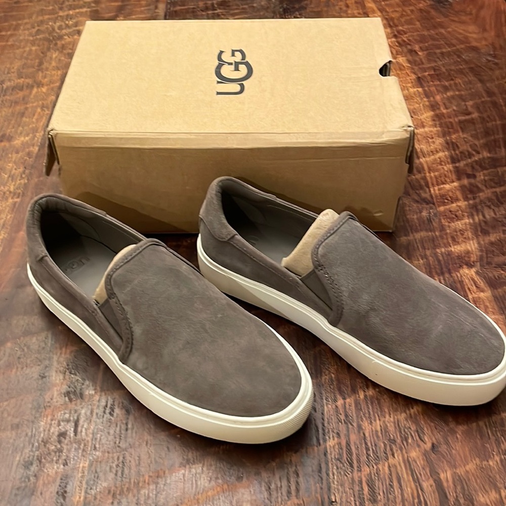 NIB UGG Jass suede slip on sneakers. Size 8.5